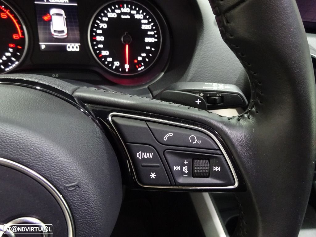 Audi Q2 30 TDI Design S tronic - 15