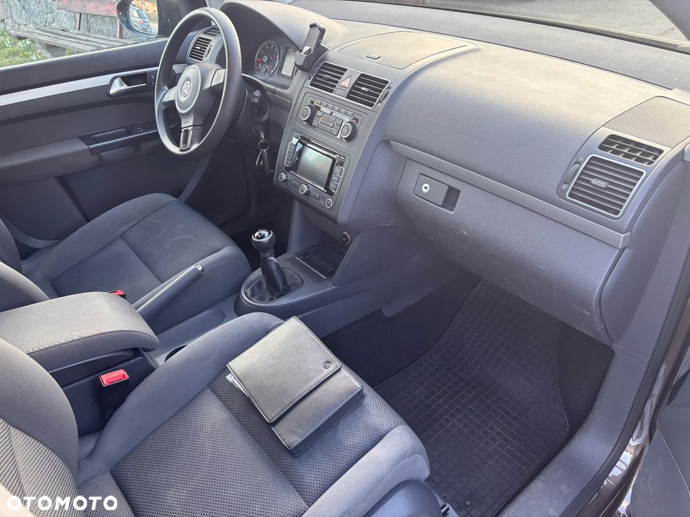 Volkswagen Touran 1.4 TSI MATCH - 8