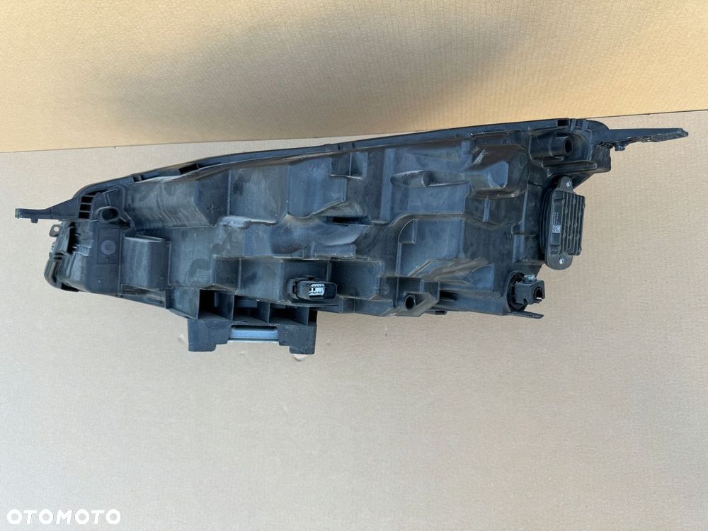 LAMPA FORD KUGA MK3 XENON FULL LED PRAWA PRZÓD - 9