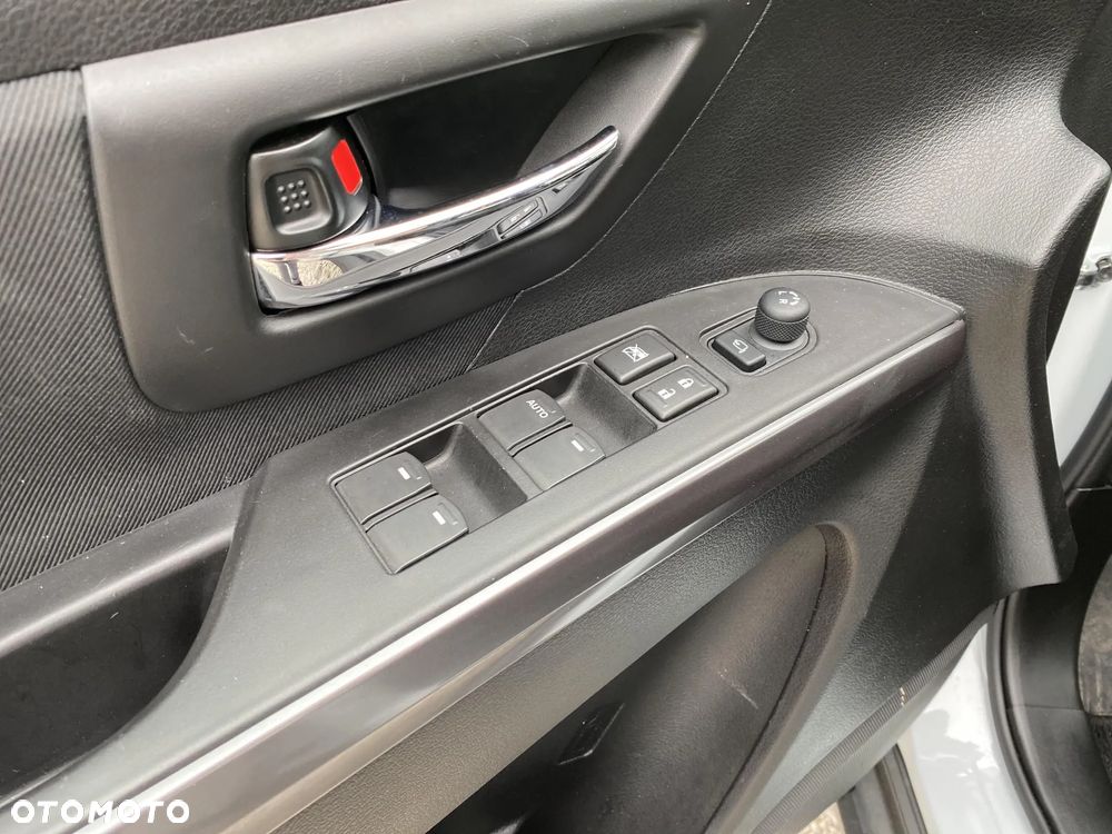 Suzuki SX4 S-Cross - 11