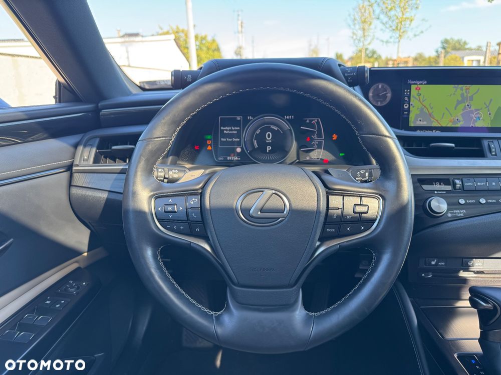 Lexus ES - 14