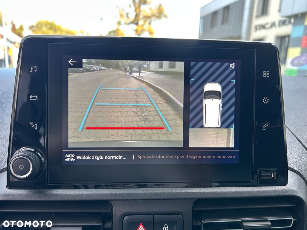 Citroën Berlingo M PureTech 130 EAT8 SHINE - 24