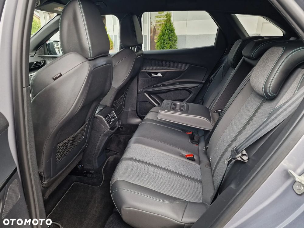 Peugeot 3008 BlueHDi 130 Stop & Start EAT8 Allure - 22