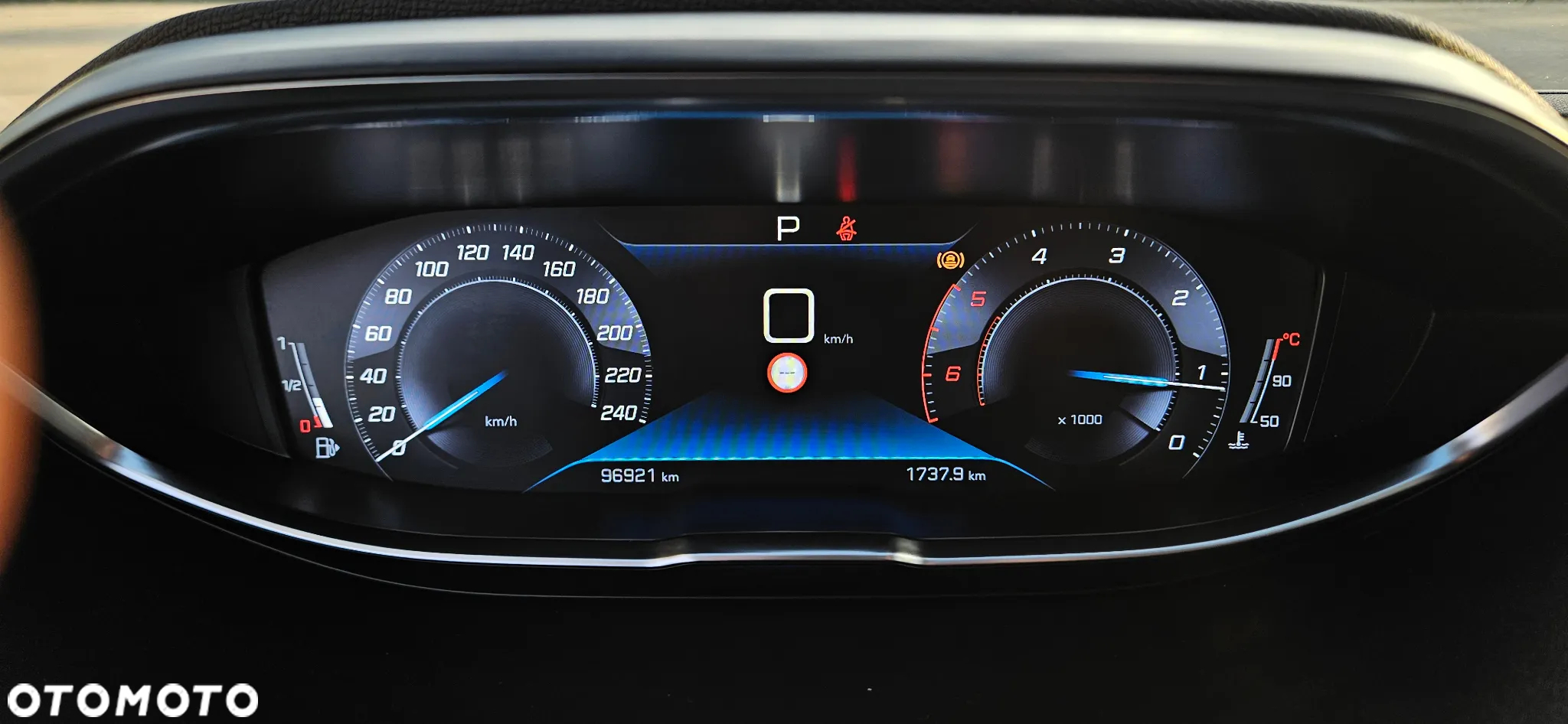 Peugeot 5008 1.5 BlueHDI Allure S&S EAT8 - 13