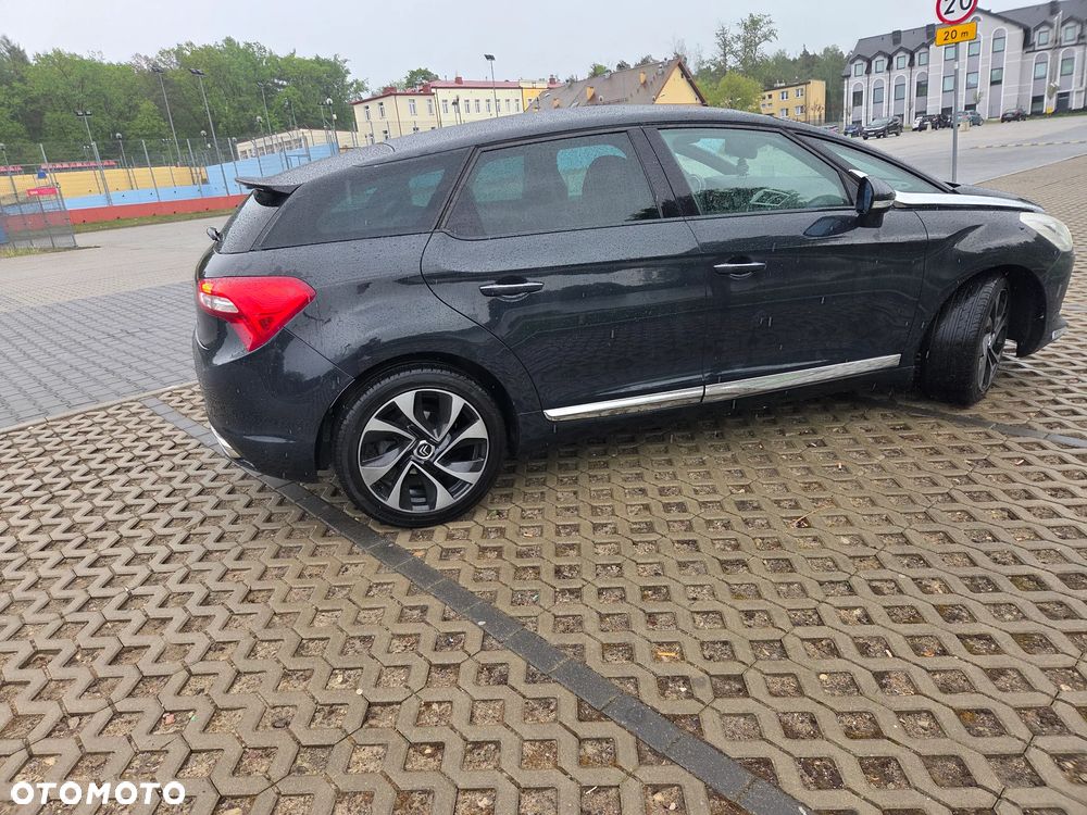 Citroën DS5 2.0 HDi SoChic - 3