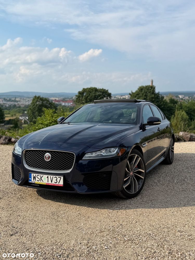 Jaguar XF 3.0 V6 S - 1