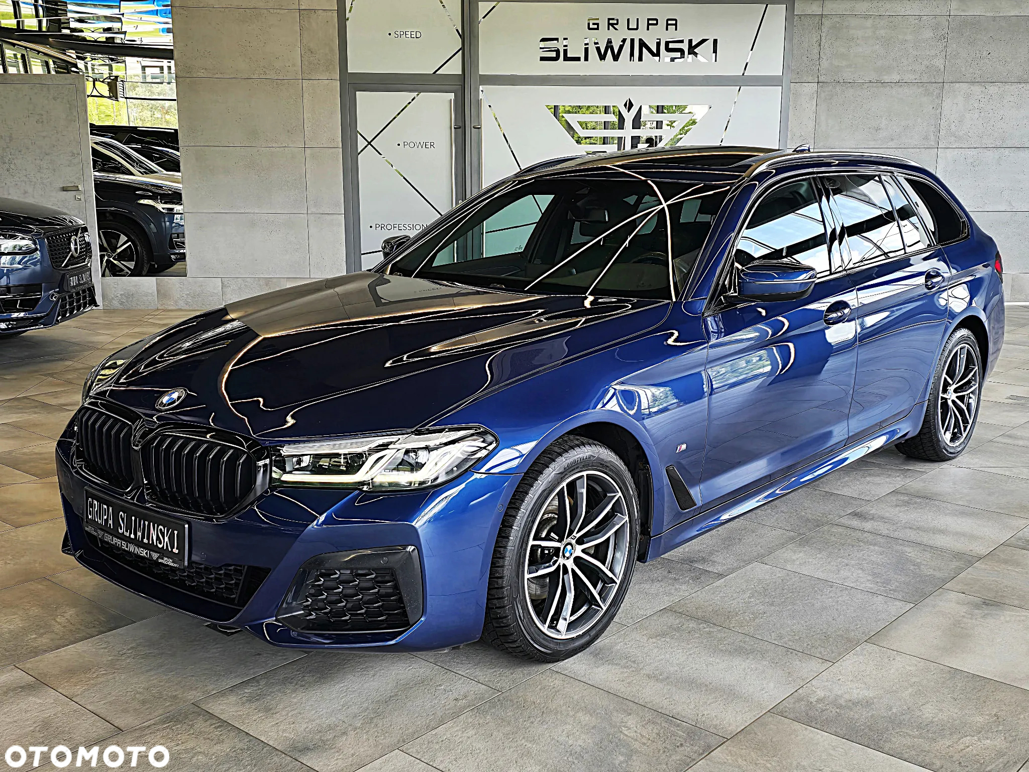 BMW Seria 5 520d xDrive M Sport sport - 3