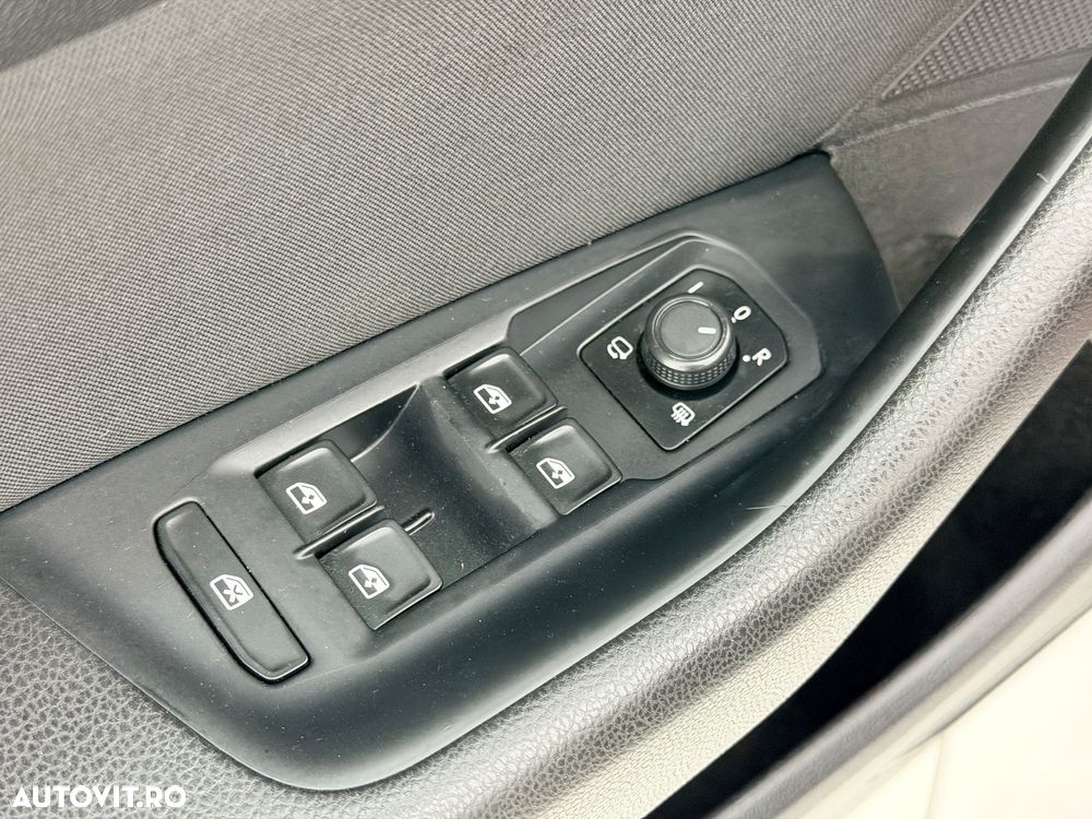 Volkswagen Passat Variant 2.0 TDI (BlueMotion Technology) Trendline - 11