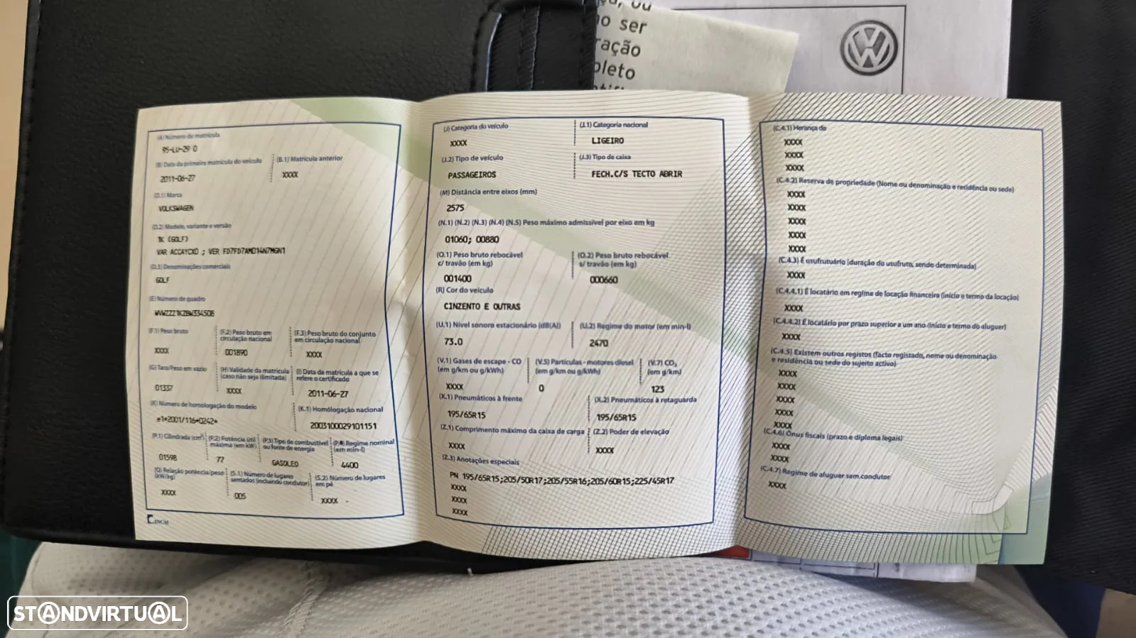 VW Golf 1.6 TDi Highline DSG - 12