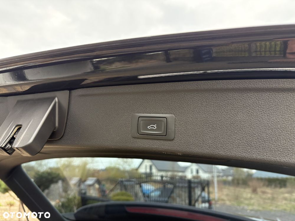 Audi A4 Avant 2.0 TDI S tronic quattro - 31