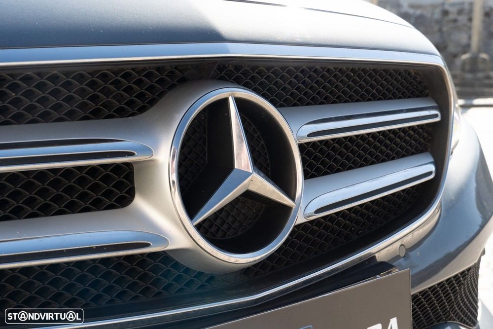 Mercedes-Benz E 220 d Avantgarde - 46