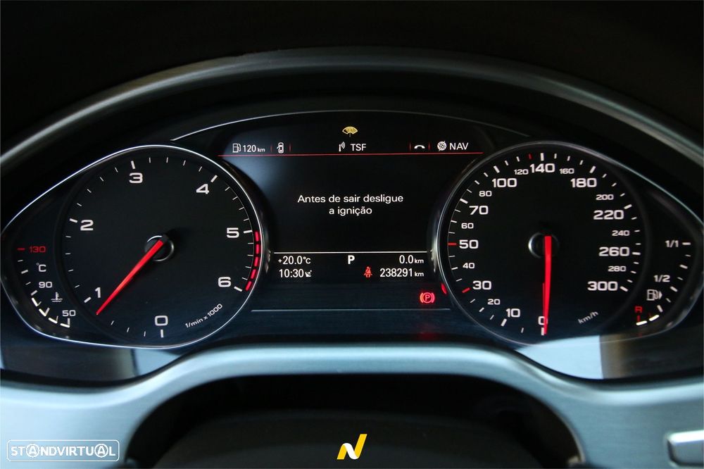 Audi A8 3.0 TDI V6 quattro Clean Diesel Exclusive - 15