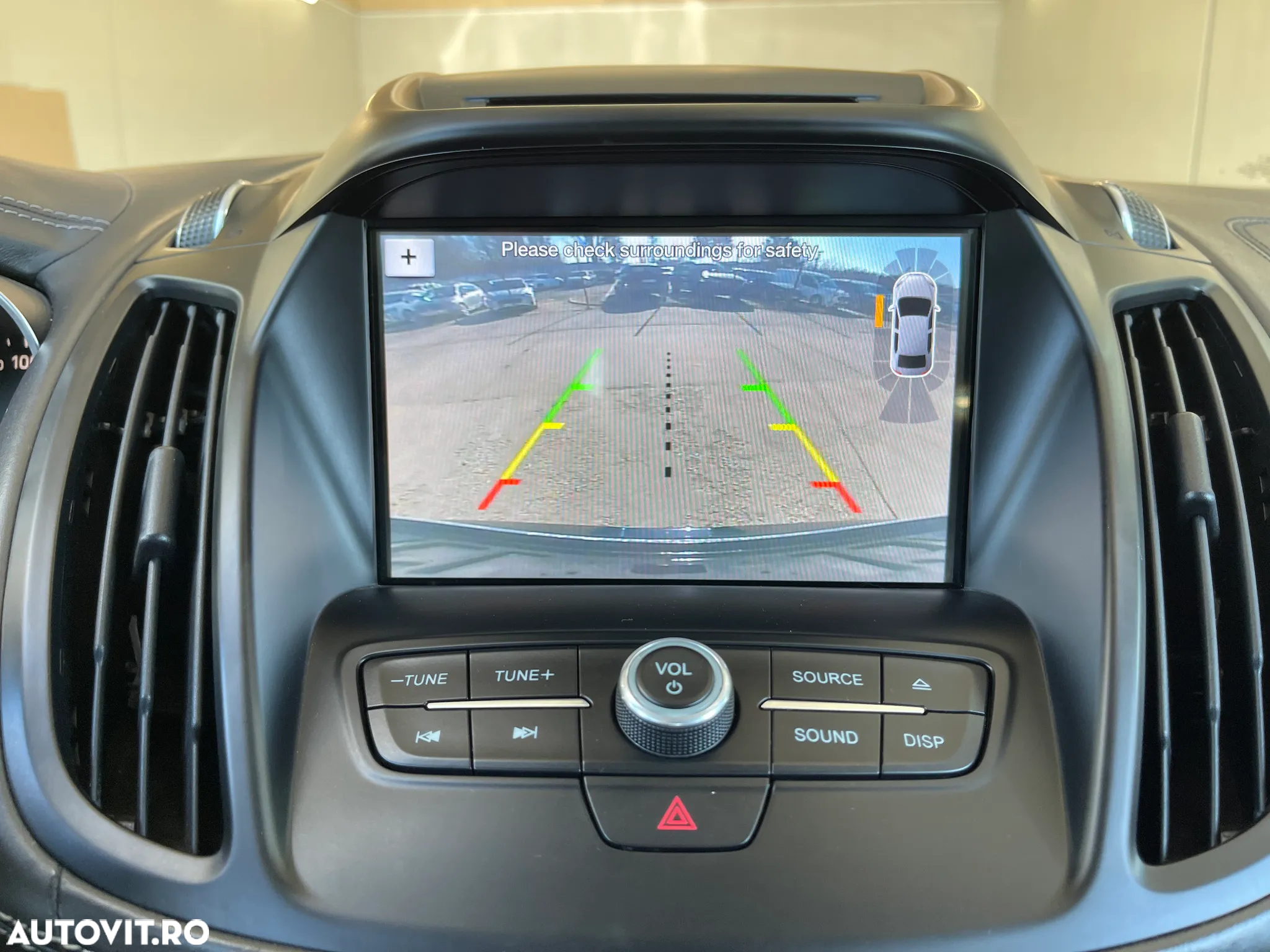Ford Kuga 2.0 TDCi 4WD Powershift Vignale - 14