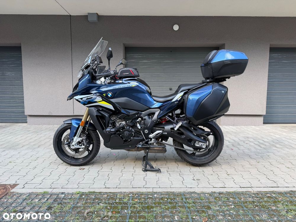 BMW XR - 1