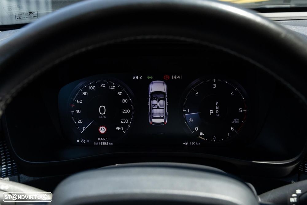 Volvo XC 40 - 9