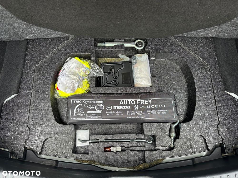 Mazda 3 SKYACTIV-G 120 Signature+ - 17