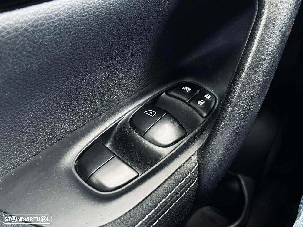 Nissan Qashqai 1.5 dCi Tekna Premium - 29
