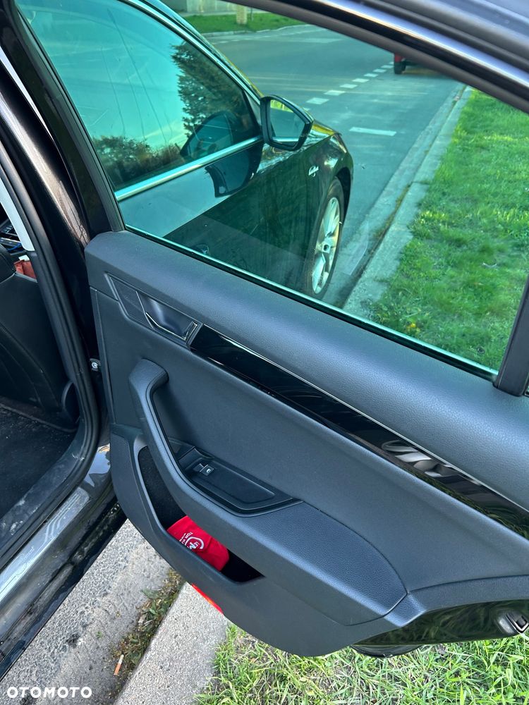 Skoda Superb 1.8 TSI L&K DSG - 7