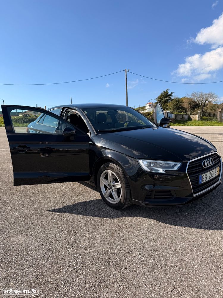 Audi A3 Limousine 30 TDI - 2