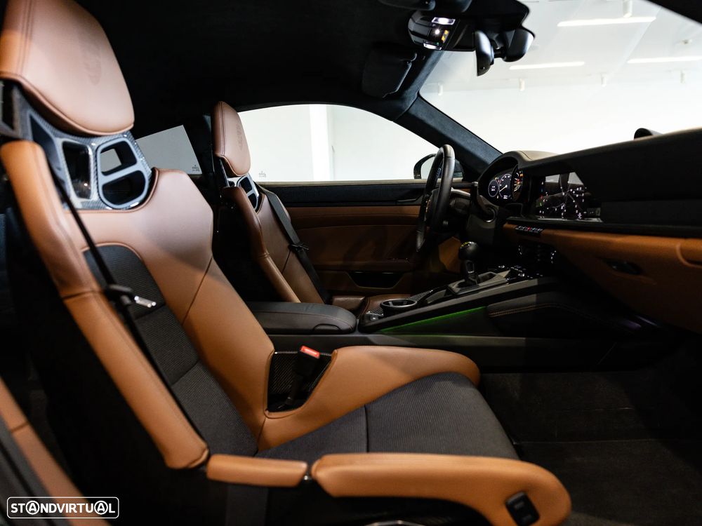 Porsche 911 (992) GT3 Touring Package - 28