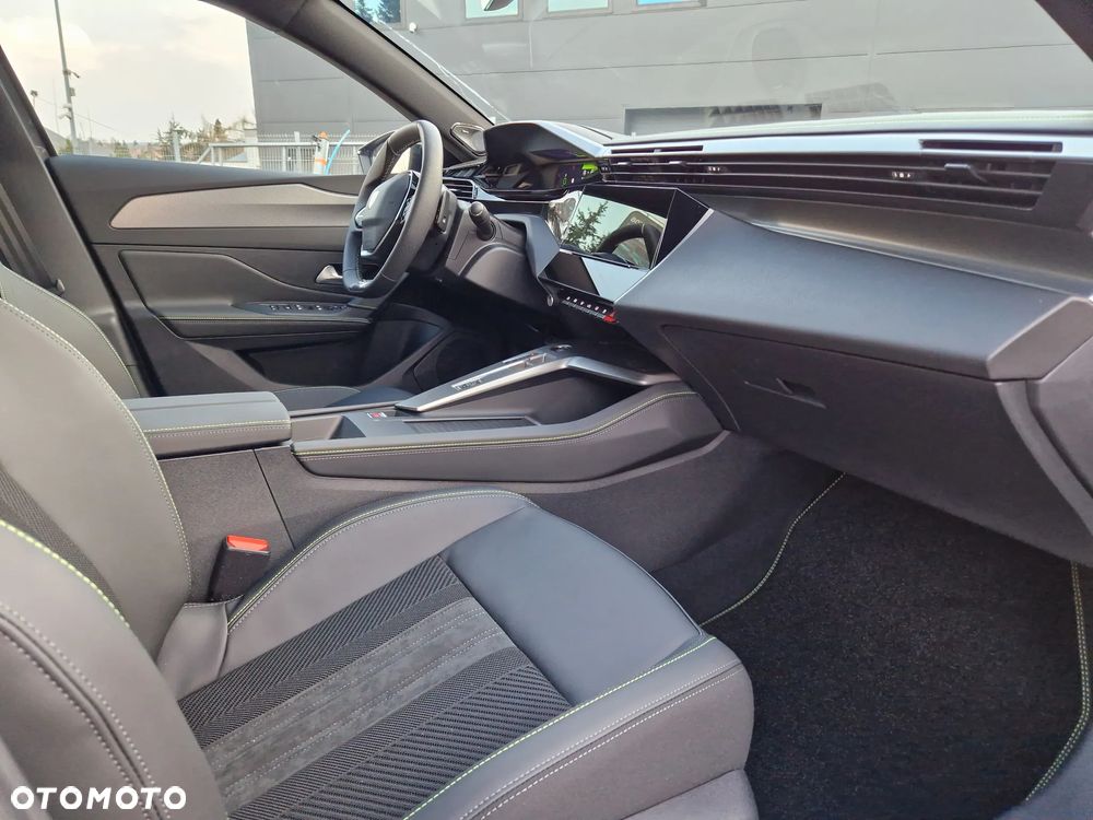 Peugeot 408 1.2 PureTech mHEV GT Exclusive S&S e-DSC6 - 9