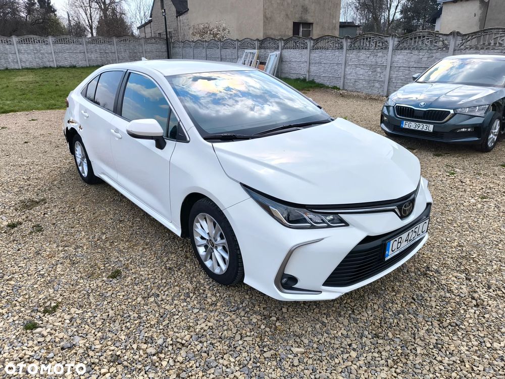 Toyota Corolla - 1