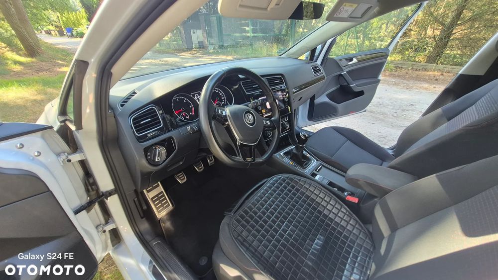 Volkswagen Golf 1.6 TDI BMT Comfortline - 20