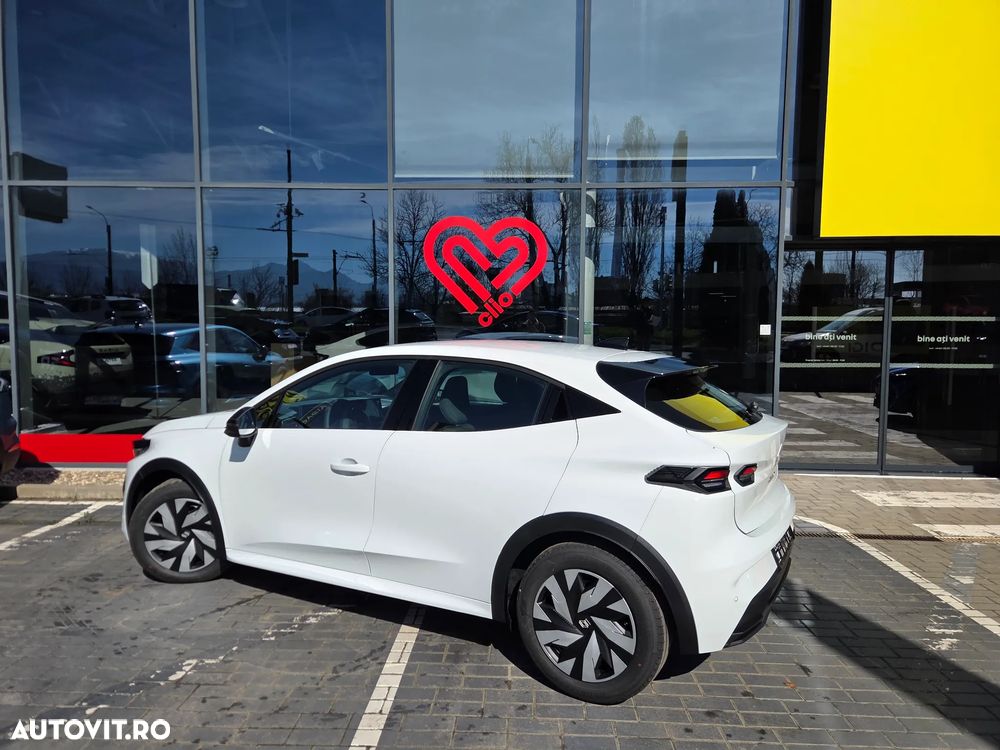 RENAULT Clio 2026 — imagine 21