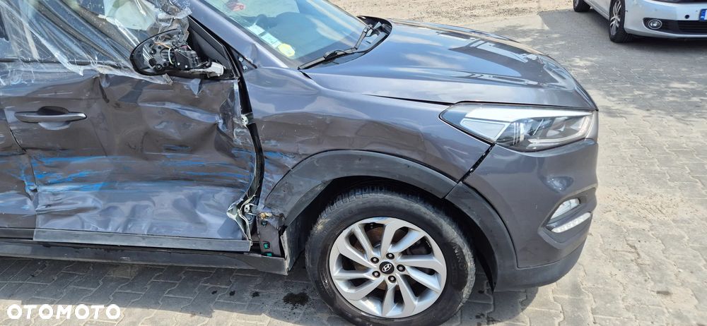 Hyundai Tucson 1.7 CRDI BlueDrive Classic 2WD - 9