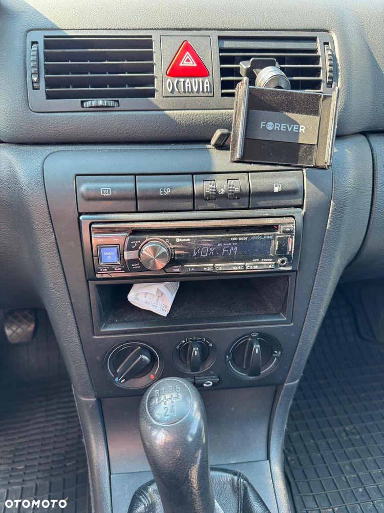 Skoda Octavia 2.0 Ambiente - 17