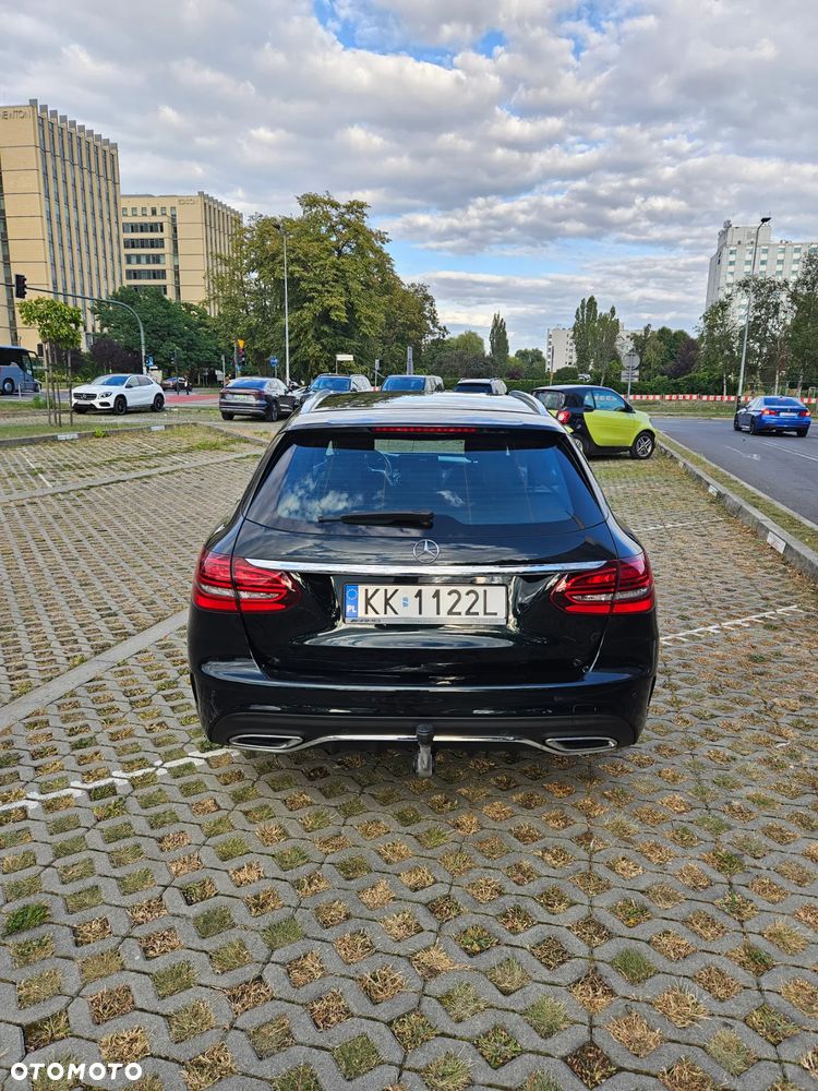 Mercedes-Benz Klasa C 220 d T 9G-TRONIC AMG Line - 7