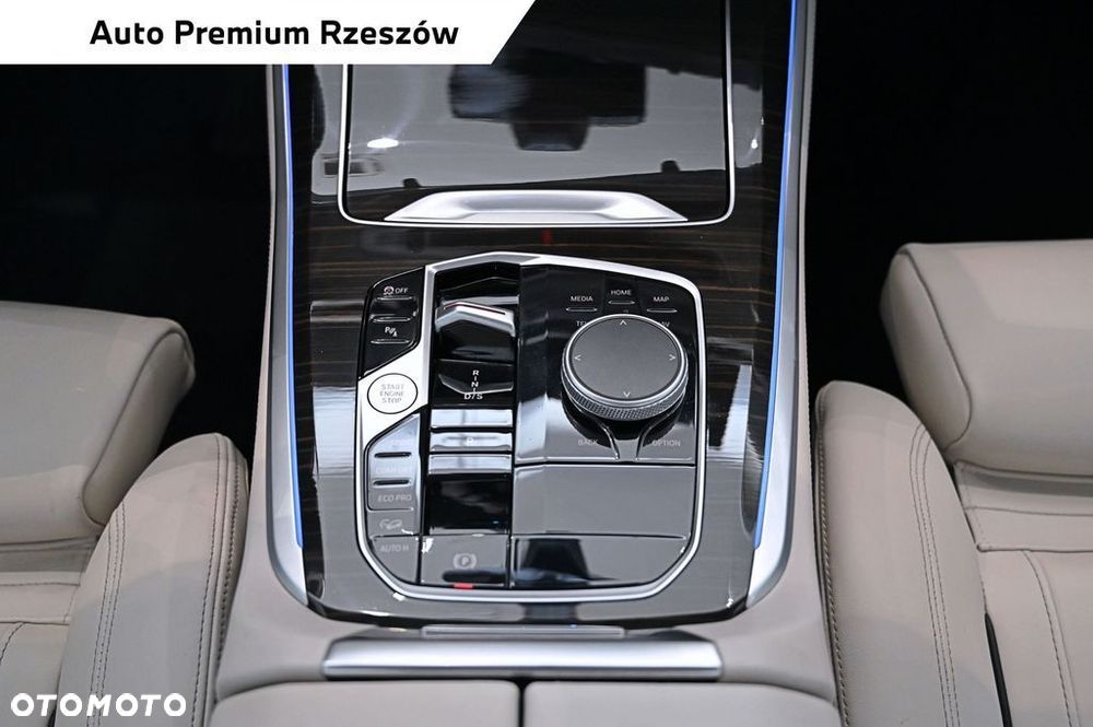 BMW X5 xDrive30d mHEV - 17