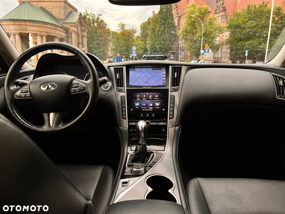 Infiniti Q50 2.0t Premium Executive - 9