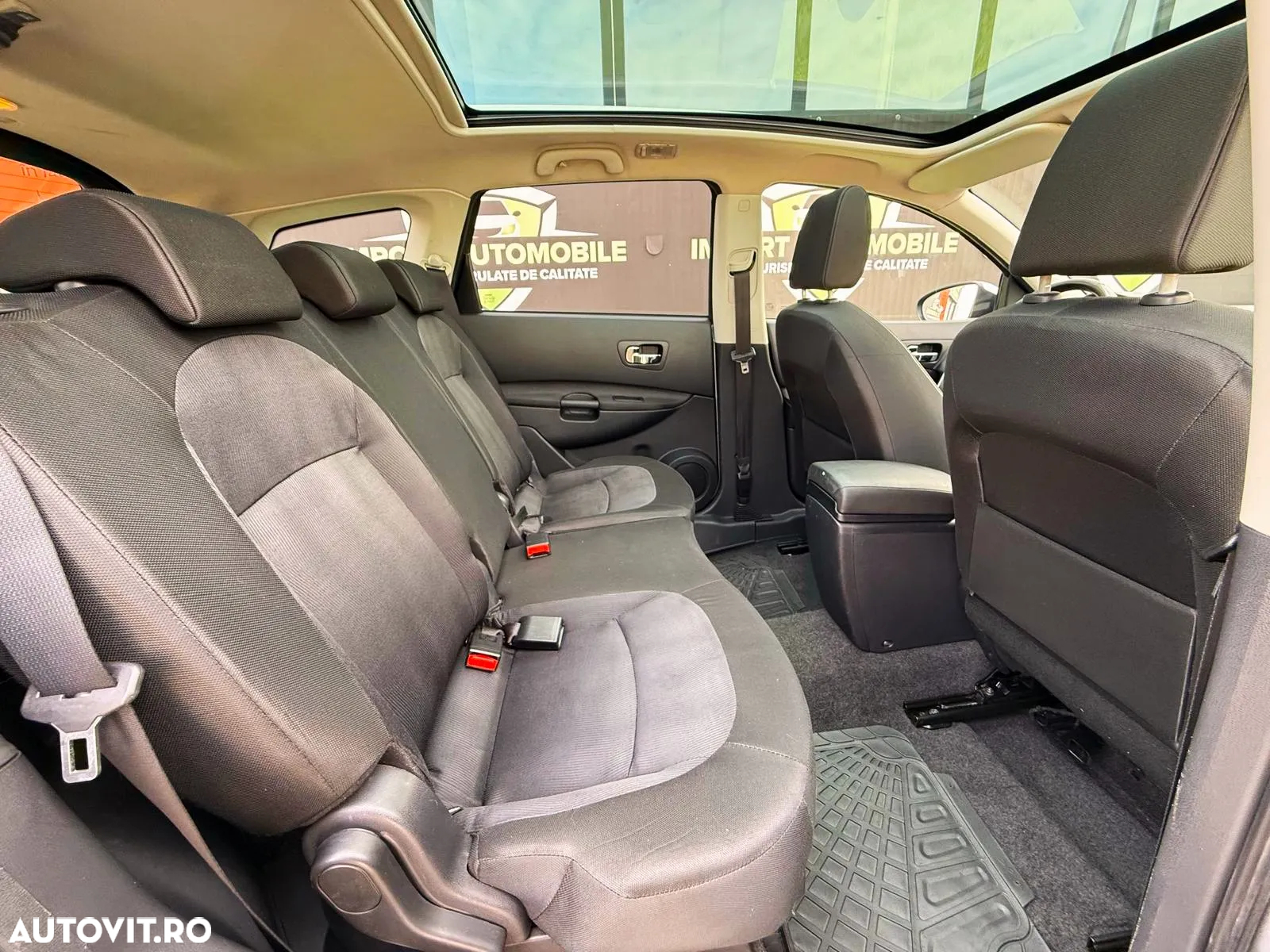Nissan Qashqai+2 - 21