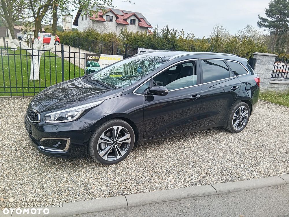 Kia Ceed 1.6 CRDi 136 ISG Platinum Edition - 1