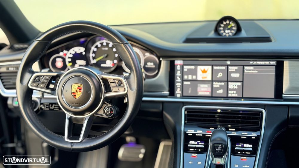 Porsche Panamera Sport Turismo 4 E-Hybrid - 13