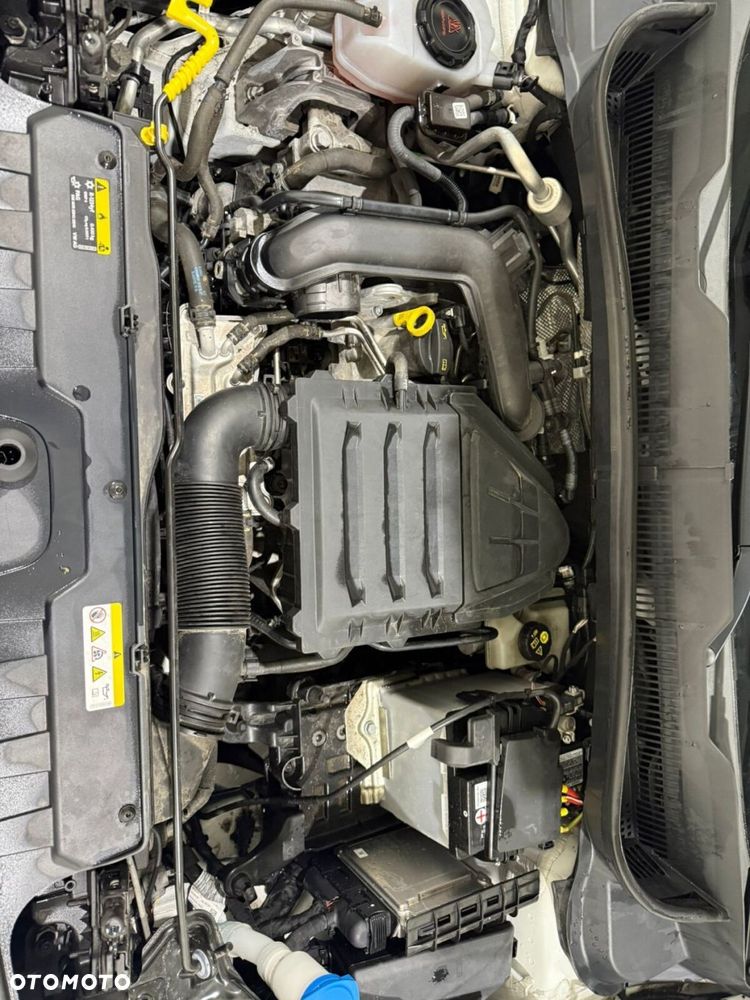 Volkswagen T-Cross - 36