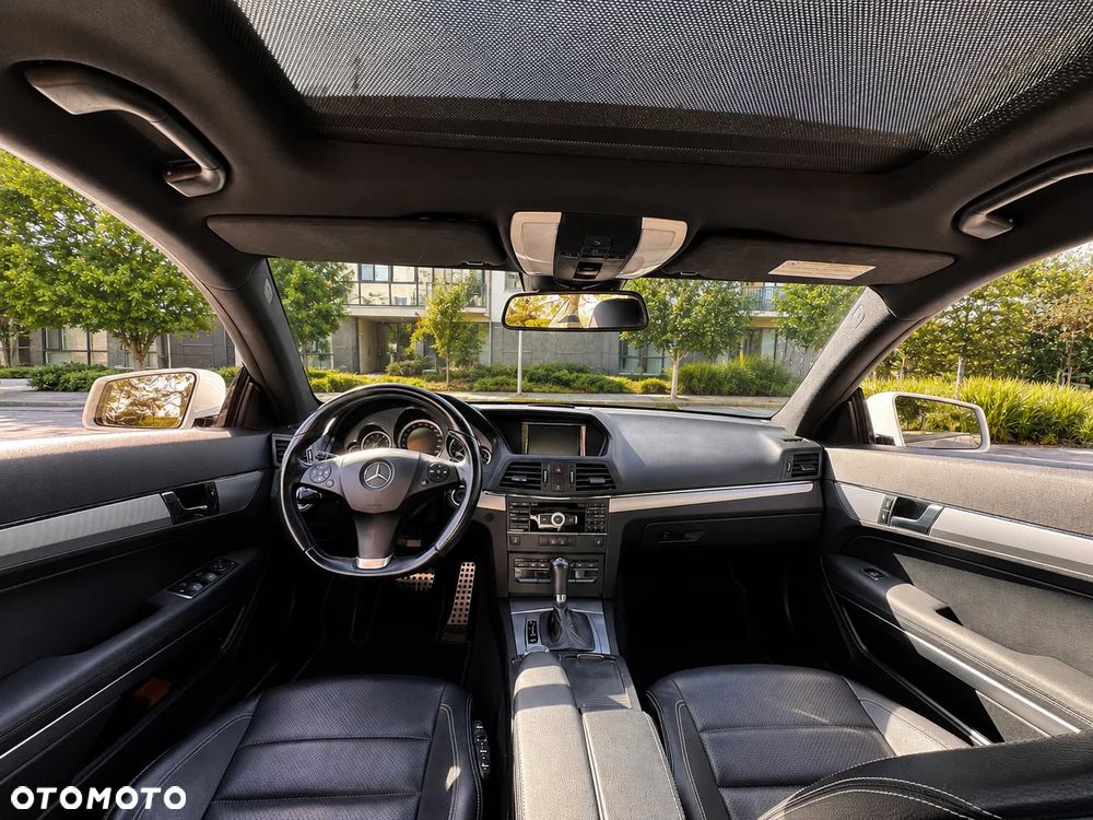 Mercedes-Benz Klasa E 250 CGI BlueEffICIENCY - 12