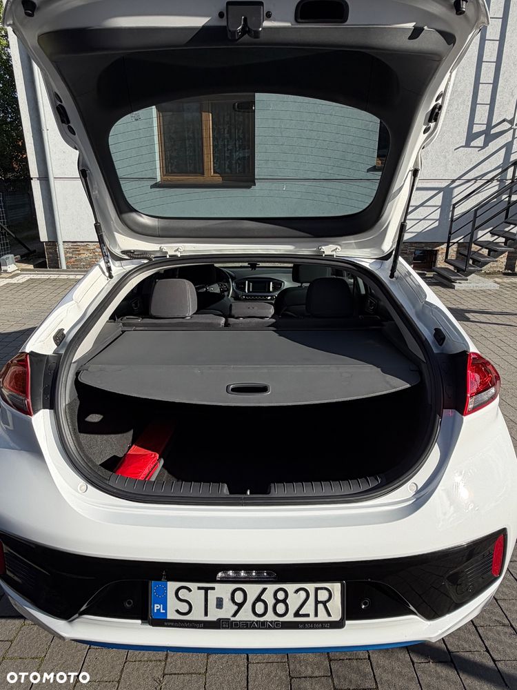 Hyundai IONIQ hybrid Premium - 6