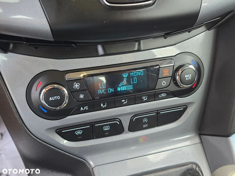 Ford Focus 1.6 EcoBoost Start-Stopp-System Titanium - 37