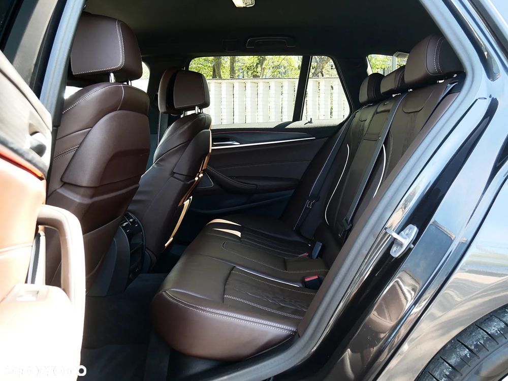 BMW Seria 5 540d xDrive mHEV M Sport sport - 6