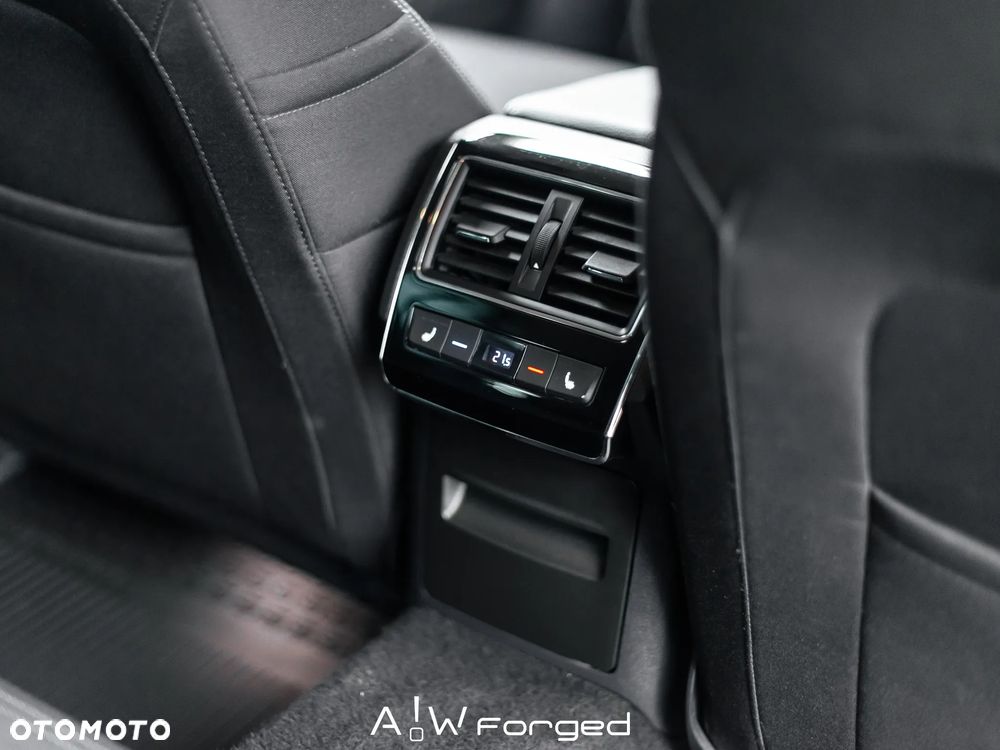 Skoda Superb 2.0 TDI SCR 4x4 Style DSG - 31