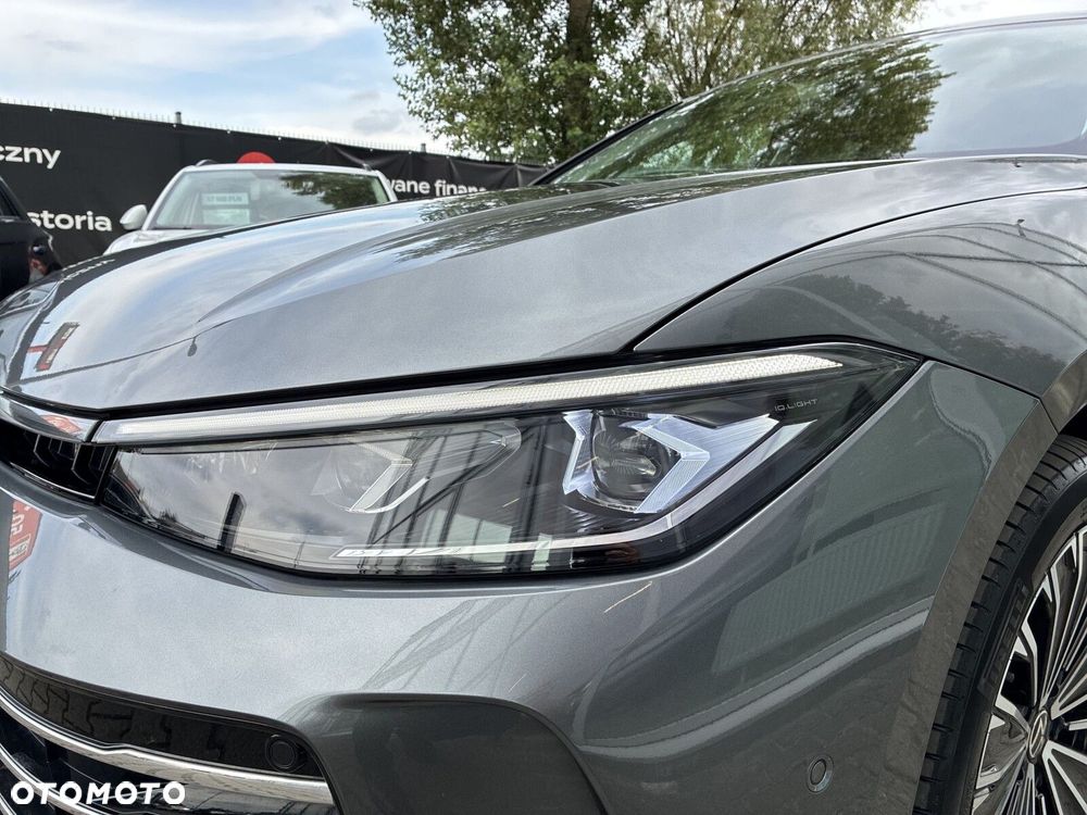 Volkswagen Passat Variant 2.0 TDI EVO Elegance DSG - 37