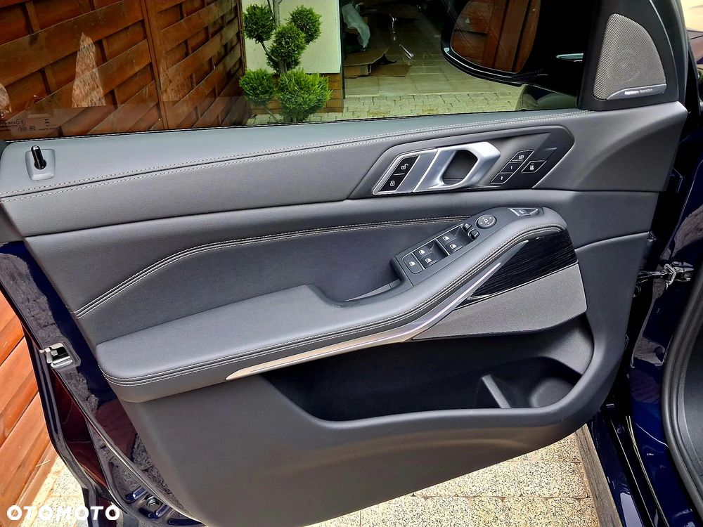 BMW X5 xDrive40i - 24