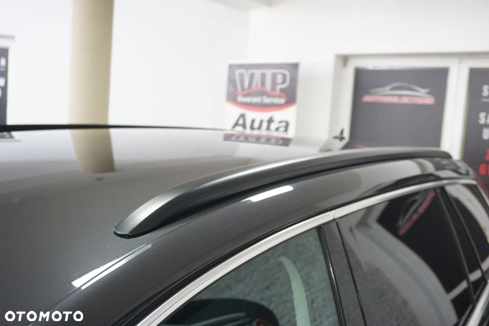 Volkswagen Passat Variant 1.6 TDI SCR DSG Comfortline - 13