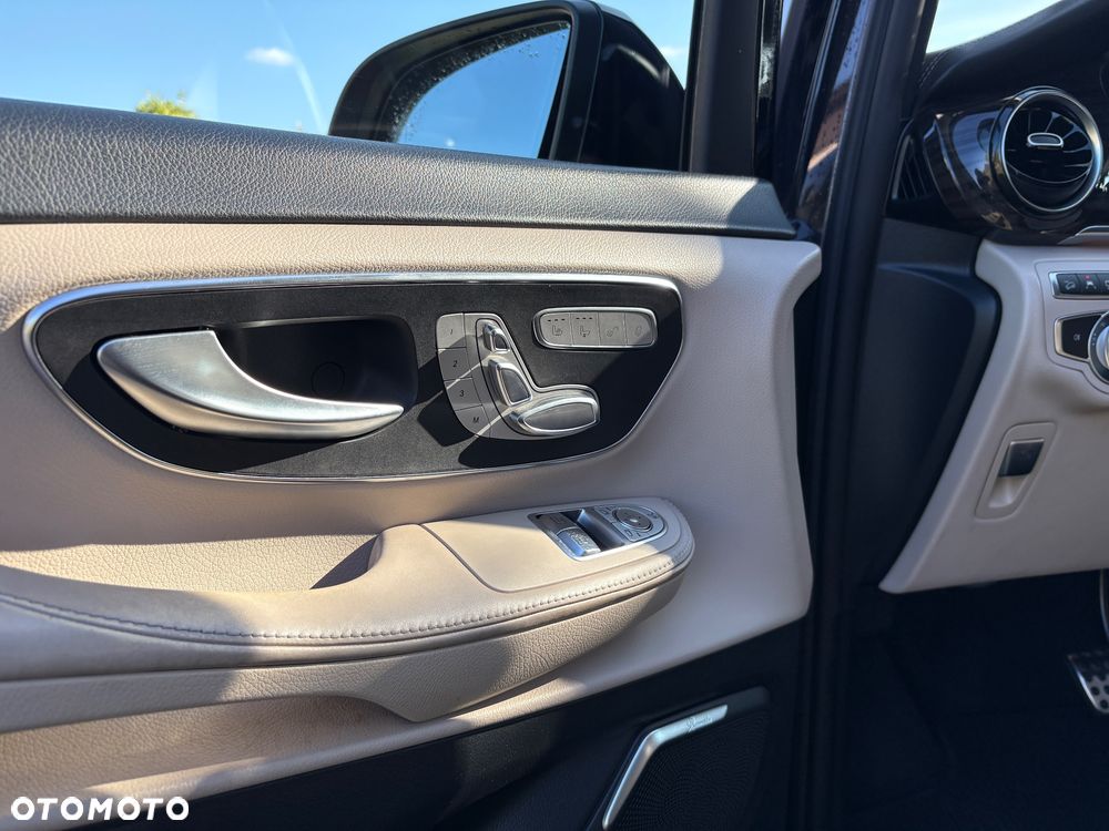 Mercedes-Benz Klasa V 300 d 4-Matic Avantgarde 9G-Tronic - 8
