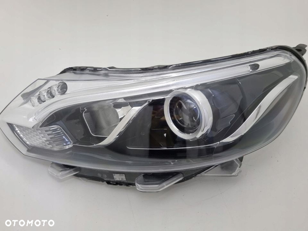 REFLEKTOR LAMPA TOYOTA PROACE BI-XENON PO REGENERA