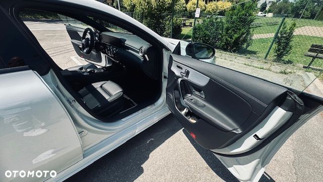 Mercedes-Benz CLA 200 4-Matic AMG Line 8G-DCT - 15
