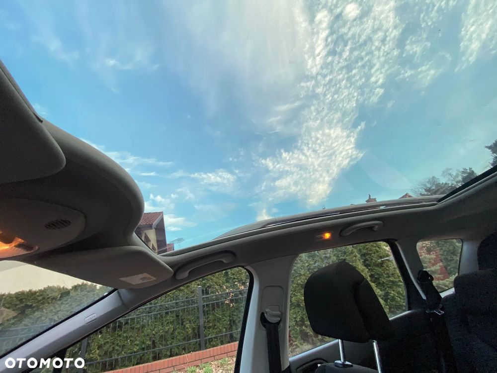 Peugeot 308 1.6 Premium - 6