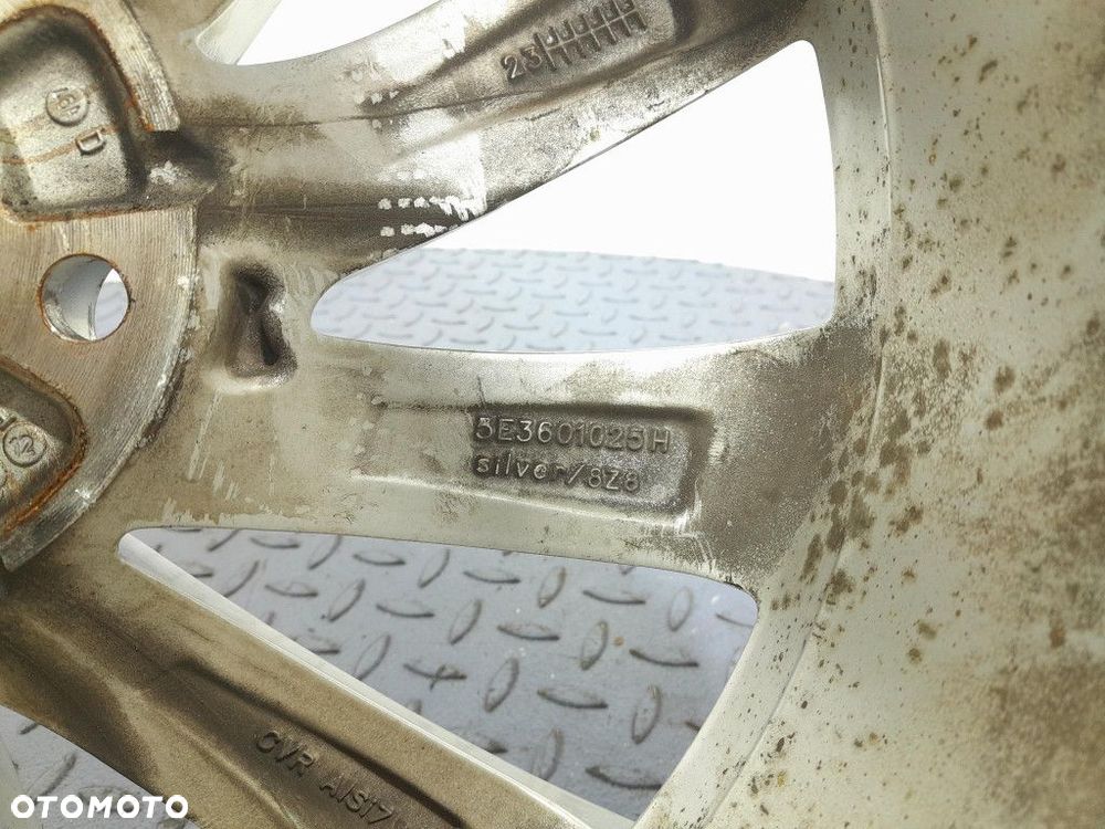 SKODA OCTAVIA IV FELGA ALUMINIOWA 7.5JX18 5X112 ET 48 5E3601025H - 7
